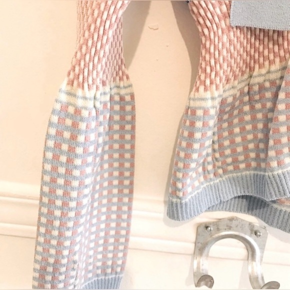 Esque Stretch Knit Sweater - Picture 3 of 8